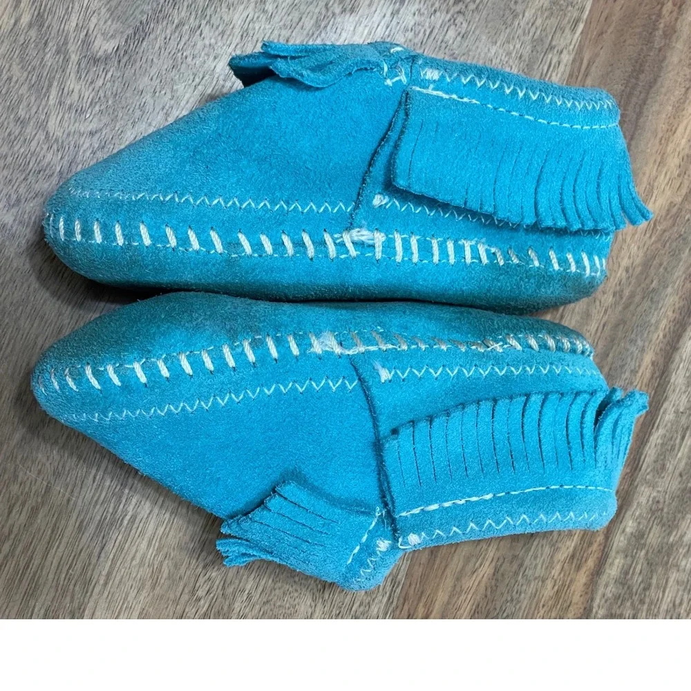 Minnetonka Riley Moccasins Fringe Suede 6 Toddler Turquoise  1166
